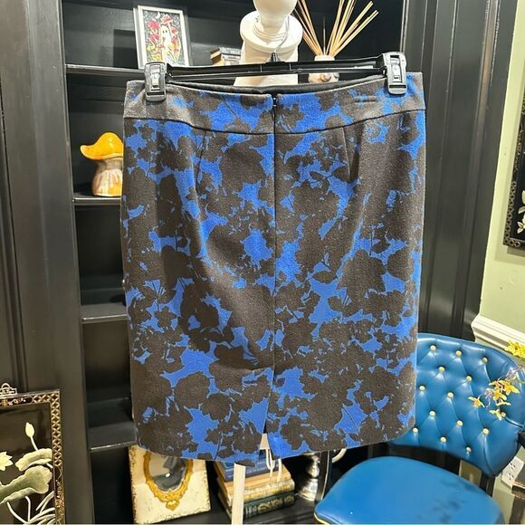 Talbots Blue Floral Wool Mini Skirt Size 10P - Picture 5 of 10